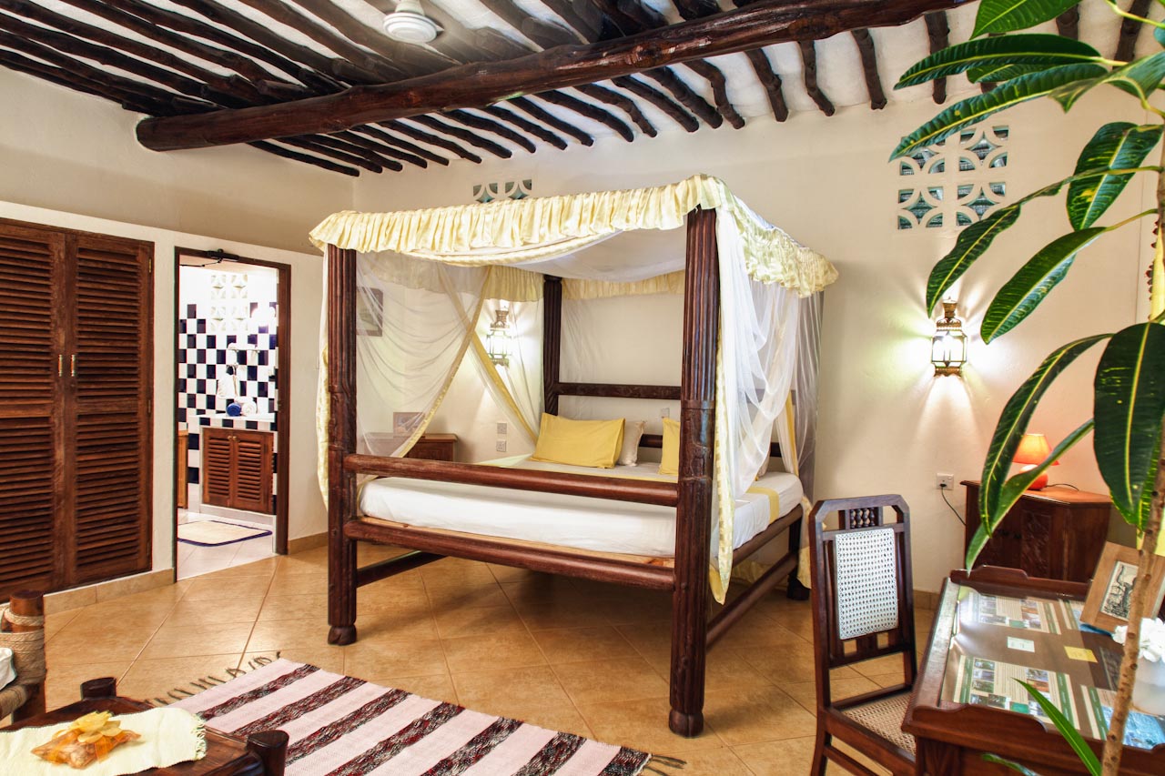 Villa Madagaskar · guest bedroom with ensuite