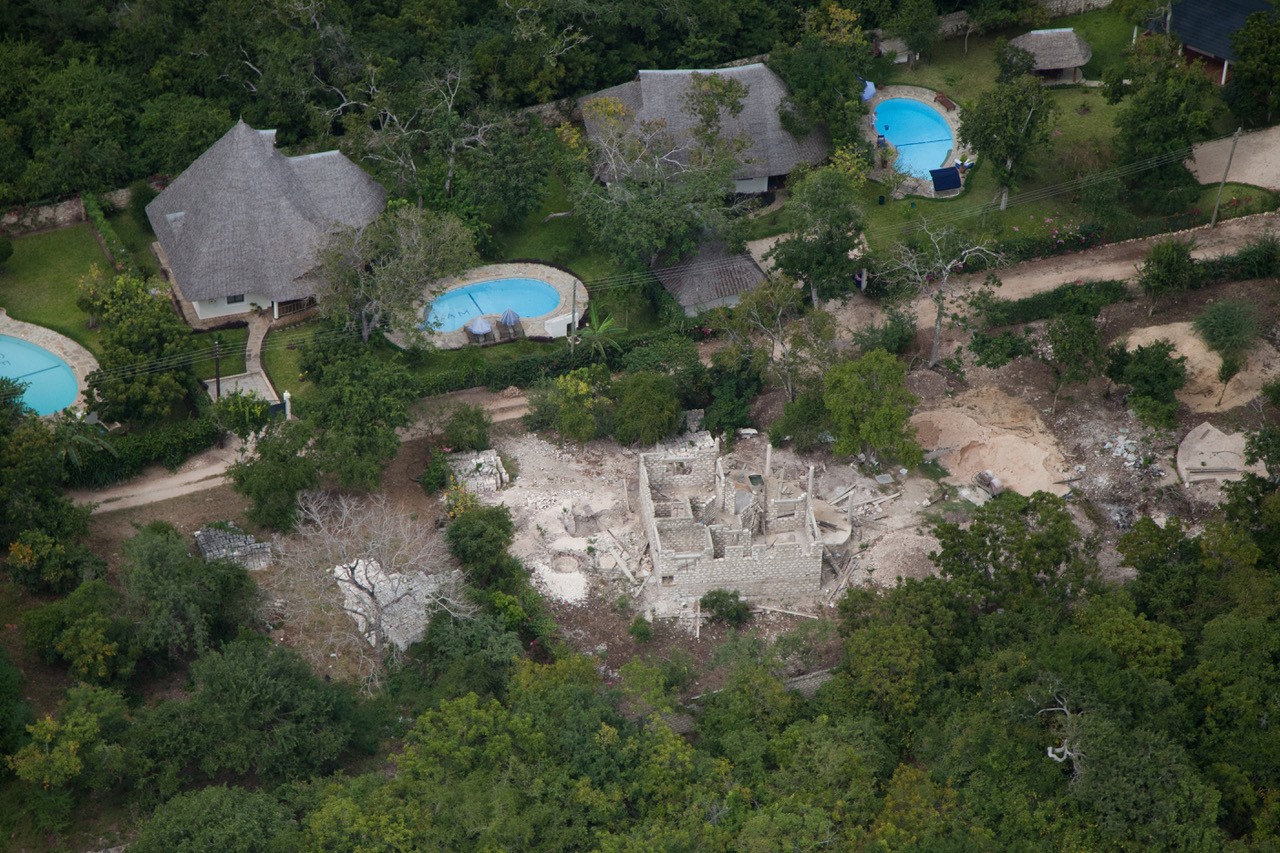Msitu Kwetu · villa with private pool and garden under construction